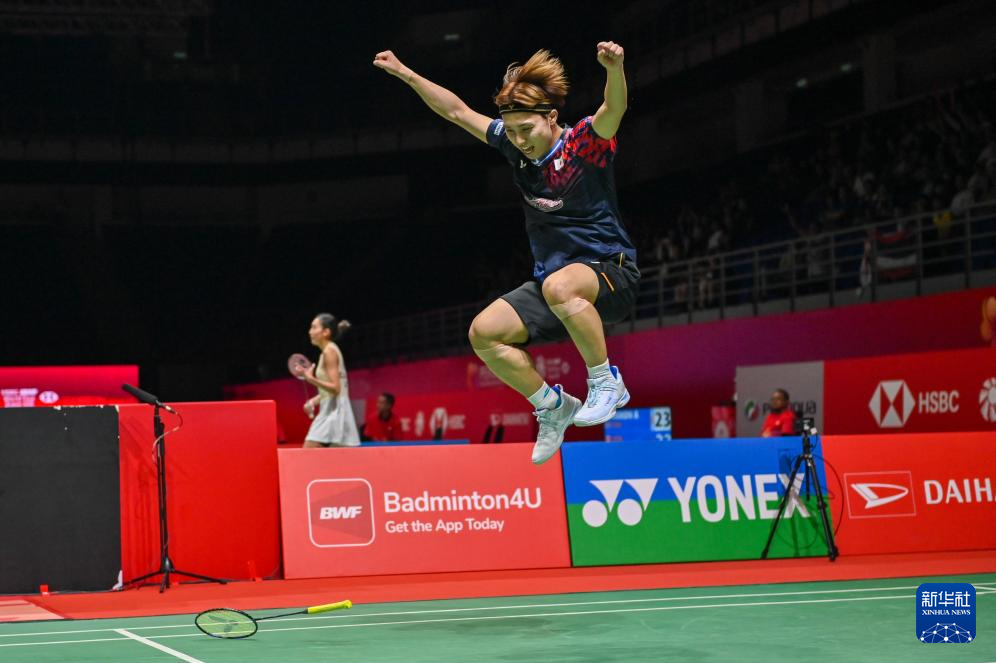 戴维斯则是 戴维斯则是