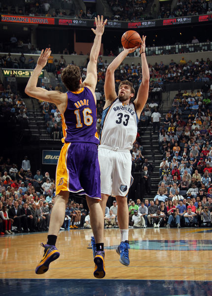 接球即投三 接球即投三